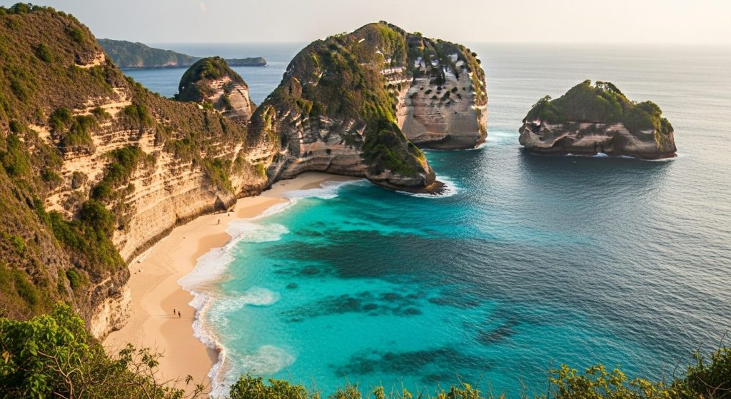 Nusa Penida overview scene, limestone cliffs, white-sand beaches and clear turquoise water